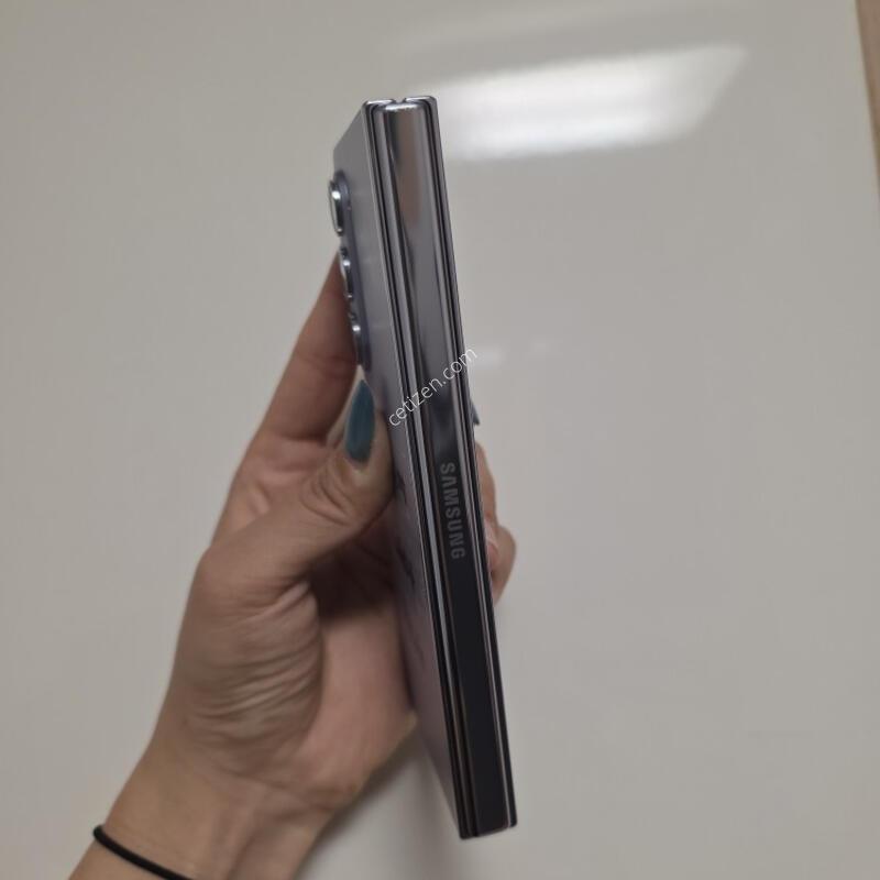 ������z����5 512G