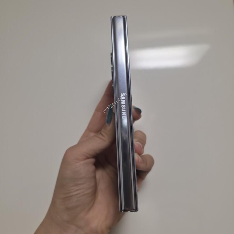 ������z����5 512G