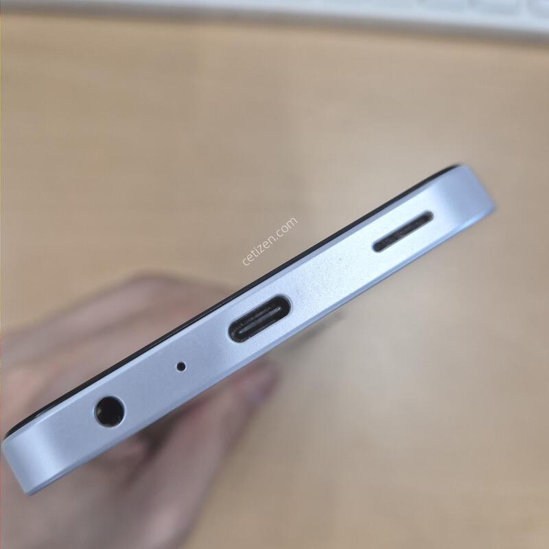 ������A25 ȭ��Ʈ S�� 128GB