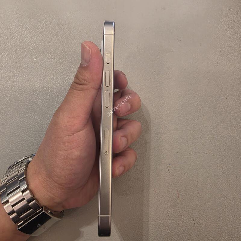 (ƯSSS��,������)������16���� 256G �ǹ����� �Ǹ��մϴ�^^