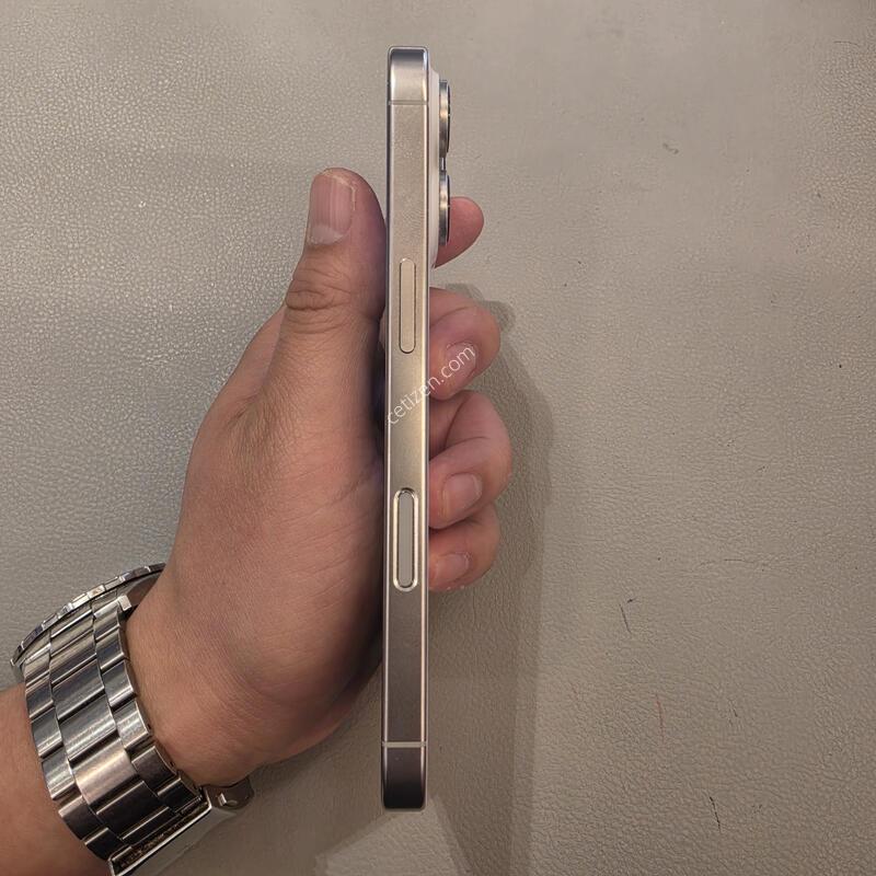 (ƯSSS��,������)������16���� 256G �ǹ����� �Ǹ��մϴ�^^