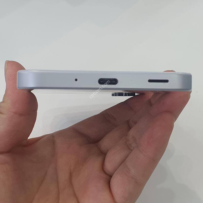 ������ A16 ����Ʈ�׷��� 128GB