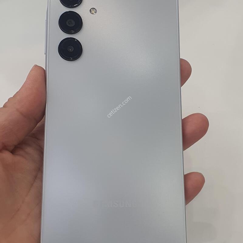 ������ A16 ����Ʈ�׷��� 128GB