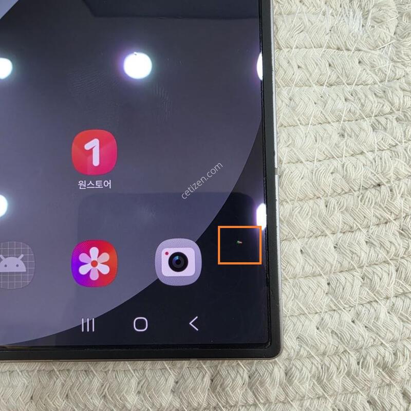 ������ ����6 512GB �ǹ������� �Ǹ��մϴ�.