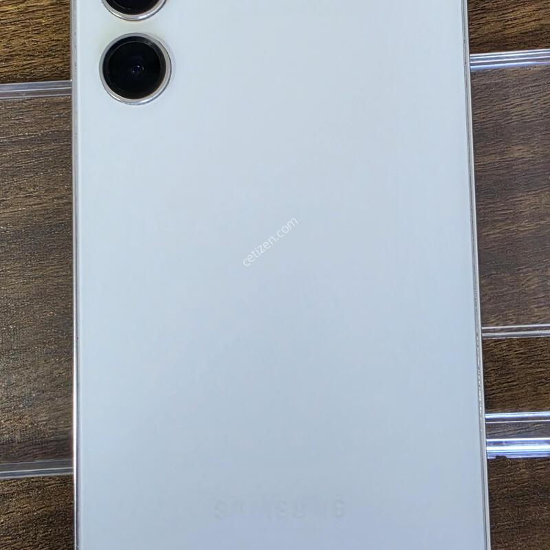 ������ S23 �÷��� ��� ���� �ֻ� �˴ϴ�