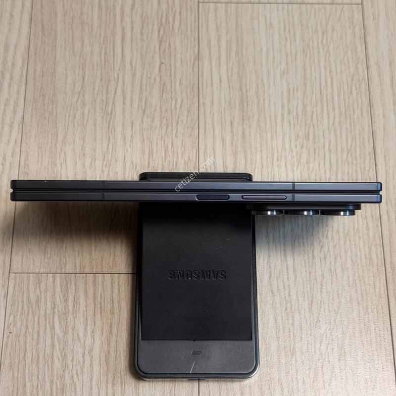 S�� F966 ������Z����7 ��Ʈ���� 256GB