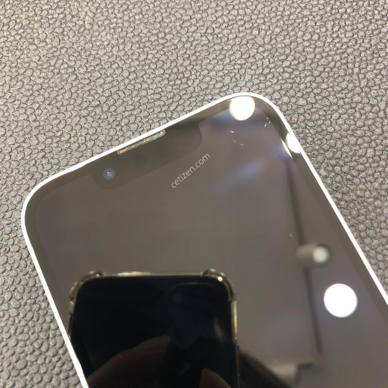 ������13�̴� ȭ��Ʈ 128G,����� ���ƿ�,���͸�����86%