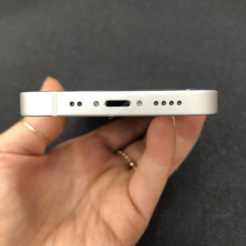 ������13�̴� ȭ��Ʈ 128G,����� ���ƿ�,���͸�����86%