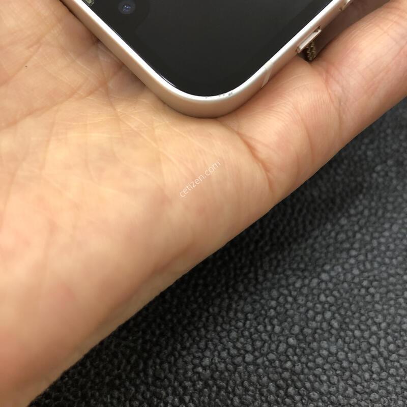 ������13�̴� ȭ��Ʈ 128G,����� ���ƿ�,���͸�����86%