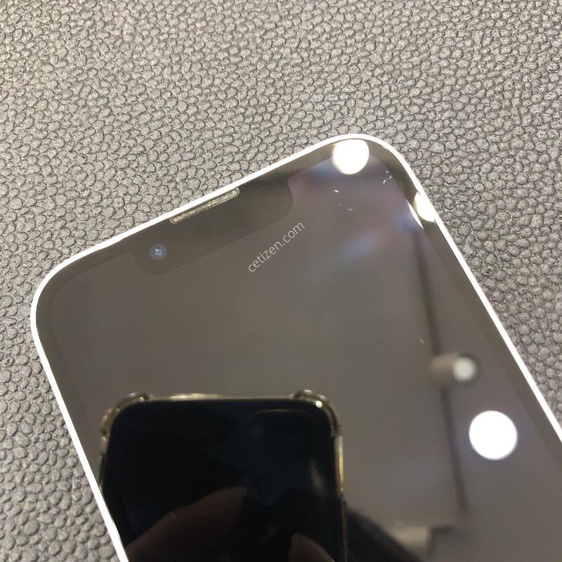 ������13�̴� ȭ��Ʈ 128G,����� ���ƿ�,���͸�����86%