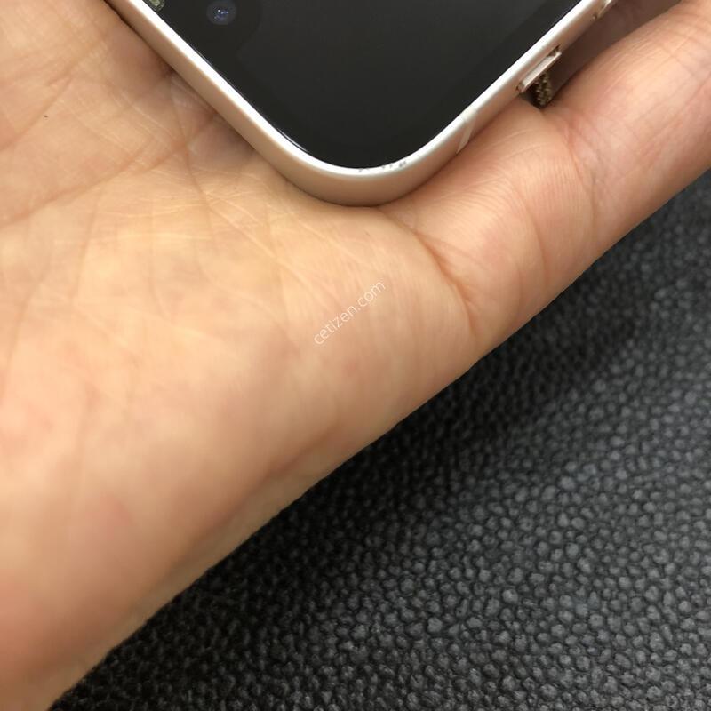 ������13�̴� ȭ��Ʈ 128G,����� ���ƿ�,���͸�����86%
