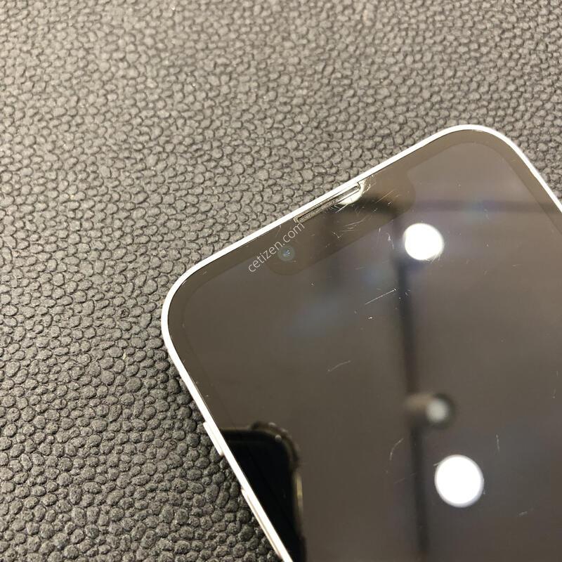 ������13�̴� ȭ��Ʈ 128G,�����ϰ� �Ǹ��մϴ�,���͸�����80%