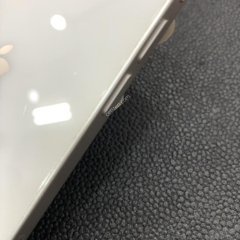 ������13�̴� ȭ��Ʈ 128G,�����ϰ� �Ǹ��մϴ�,���͸�����80%