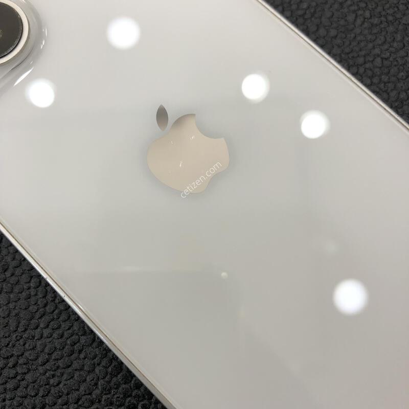 ������13�̴� ȭ��Ʈ 128G,�����ϰ� �Ǹ��մϴ�,���͸�����80%
