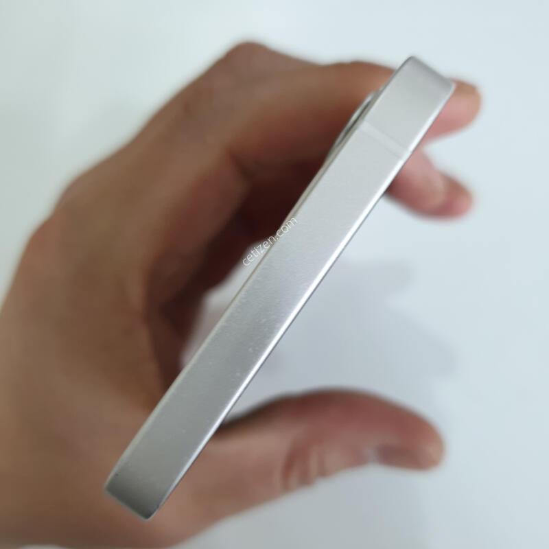 ������12 64G ���ܻ� ���±� �߰��� �����