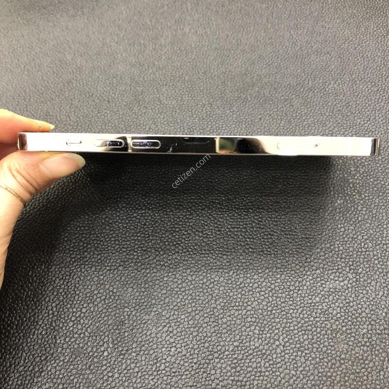 ������12���� ȭ��Ʈ 128G,����� ���ƿ�