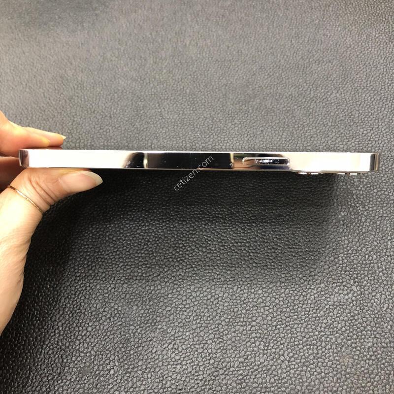 ������12���� ȭ��Ʈ 128G,����� ���ƿ�