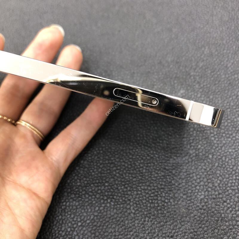 ������12���� ȭ��Ʈ 128G,����� ���ƿ�
