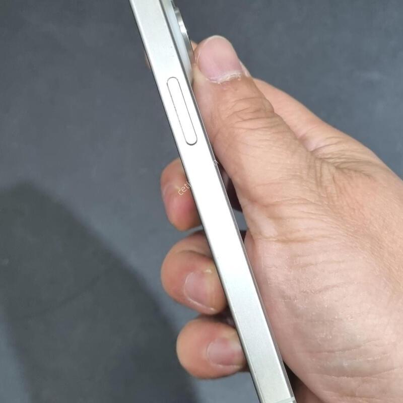 ������15���� 256GB ƼŸ�� ȭ��Ʈ ���͸� 86%