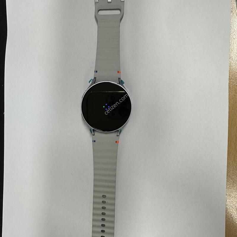 ������ ��ġ 7 44mm LTE
