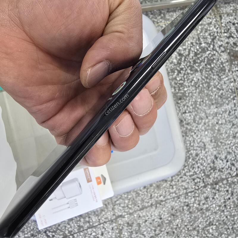 SK S8(G950) 64G �������� ����� �˴ϴ�