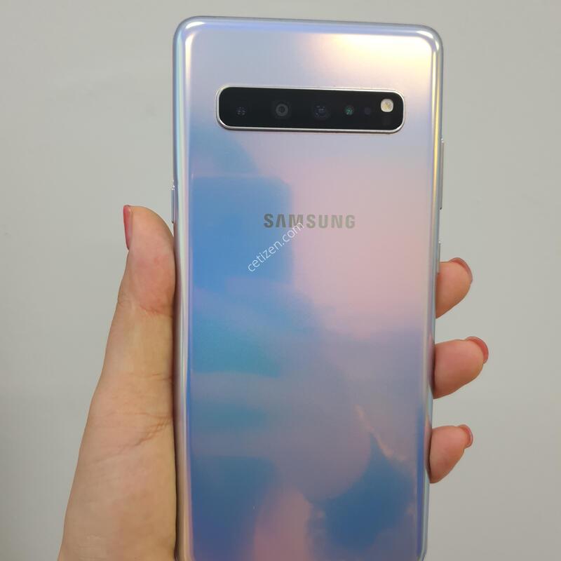 S10 5g 677