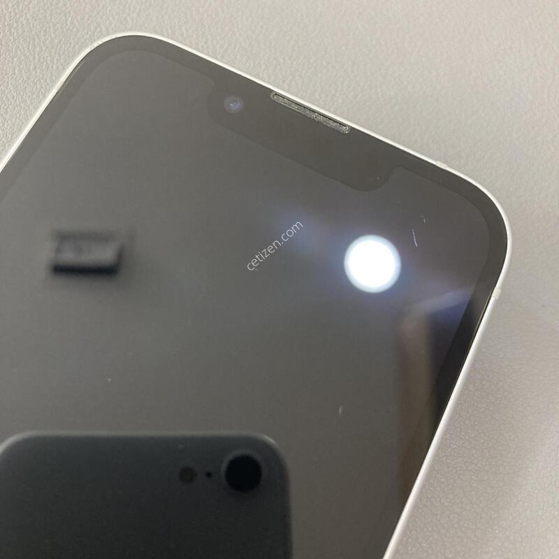 13�̴� ȭ��Ʈ 128G ���͸�����86%