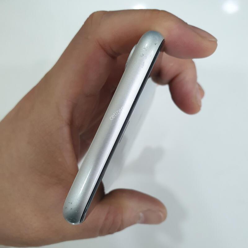 ������XR 64G ���ܻ� �߰��� �����