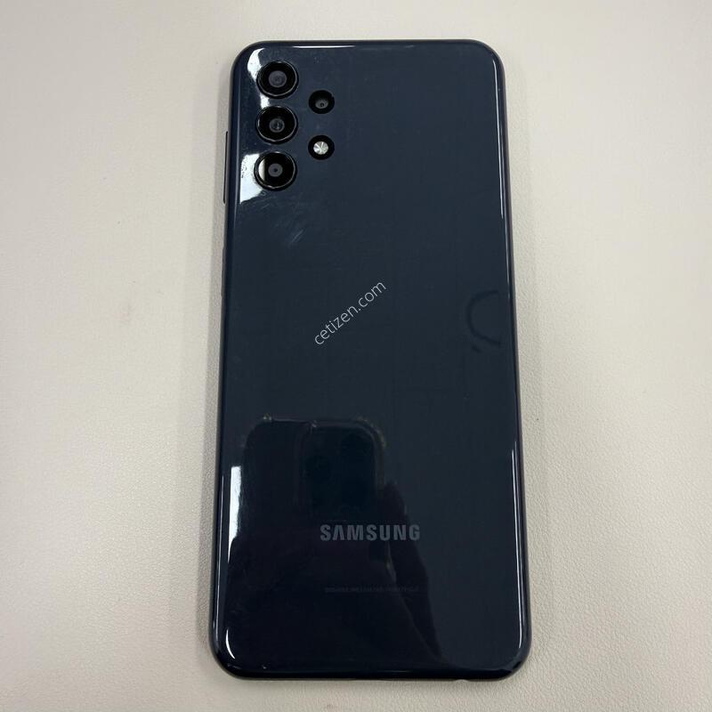 ������A13 64GB