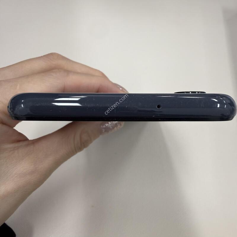 ������A13 64GB