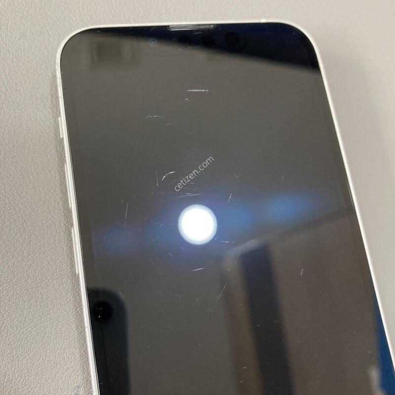 13�̴� ȭ��Ʈ 128G ���͸�����80%