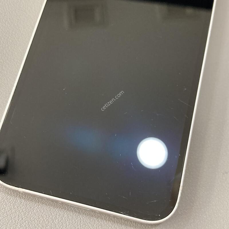 13�̴� ȭ��Ʈ 128G ���͸�����80%