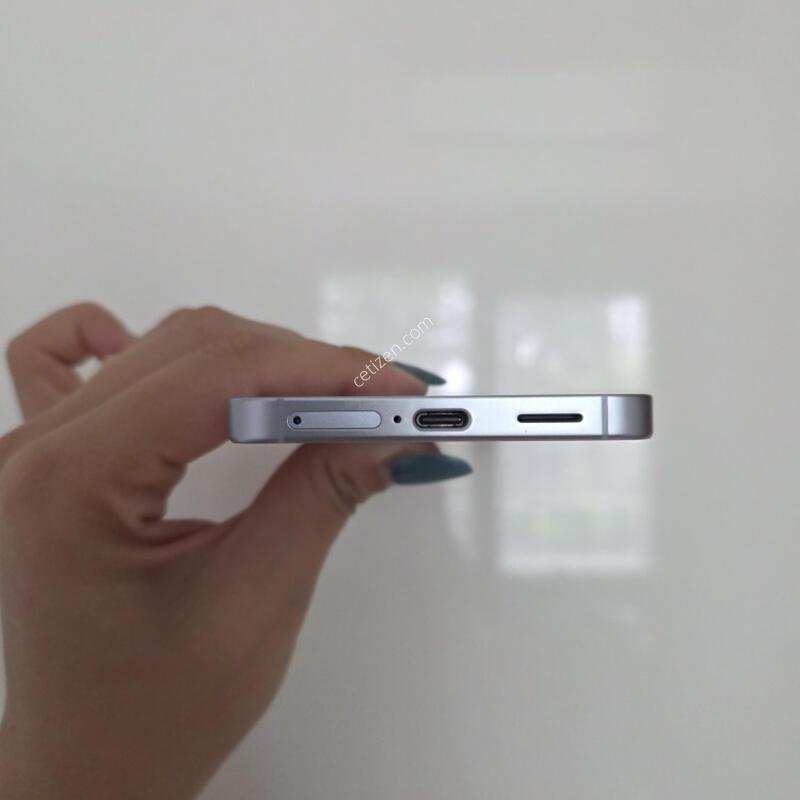 ������S25 256G