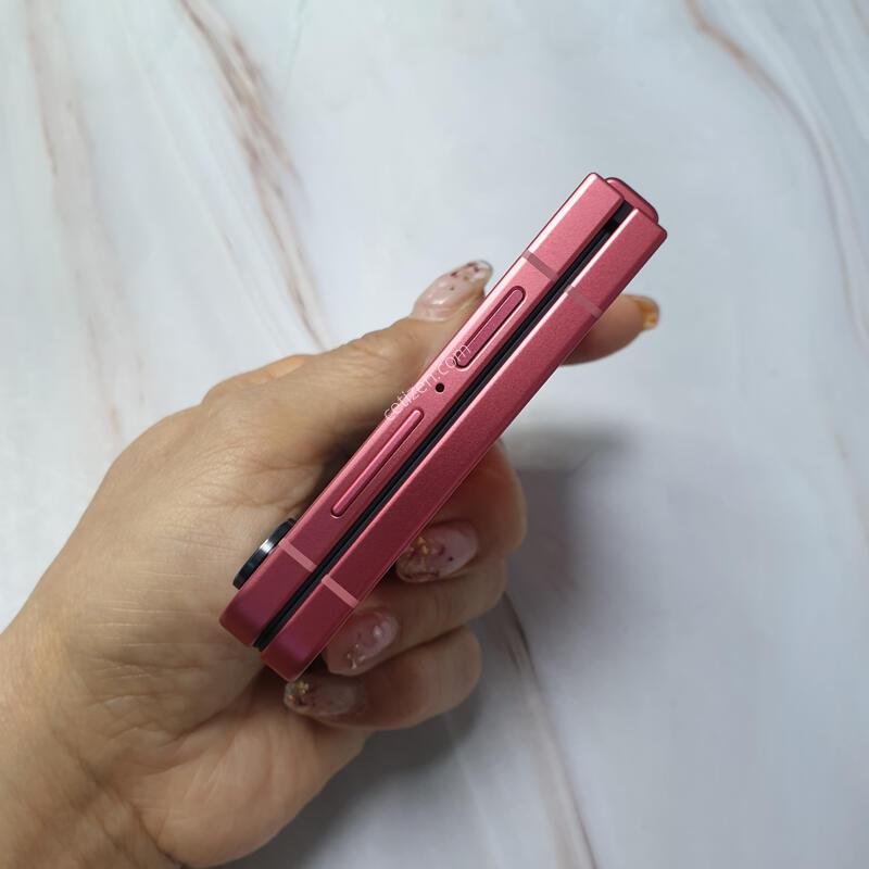 SK ������ Z�ø�7 �ڶ����� 256G S�� �Ǹ��մϴ�