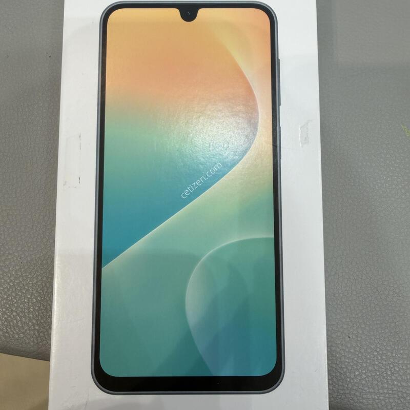 ����4����