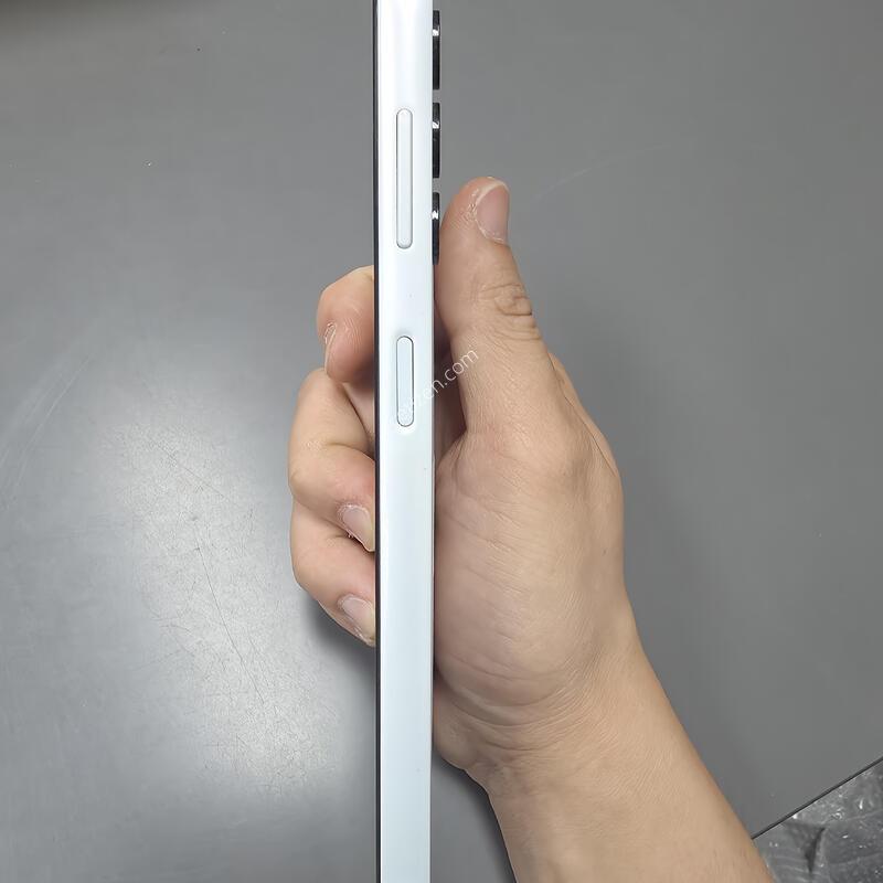 (831)����������3 128 �Ǹ��մϴ�