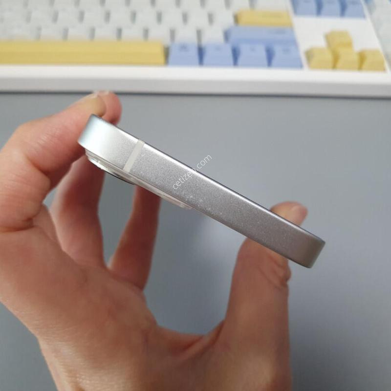 ������13 �̴� / 128GB / ȭ��Ʈ / ���͸����� 88%