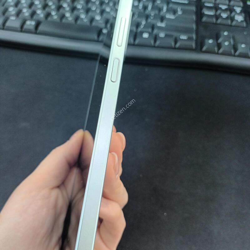 ����������4