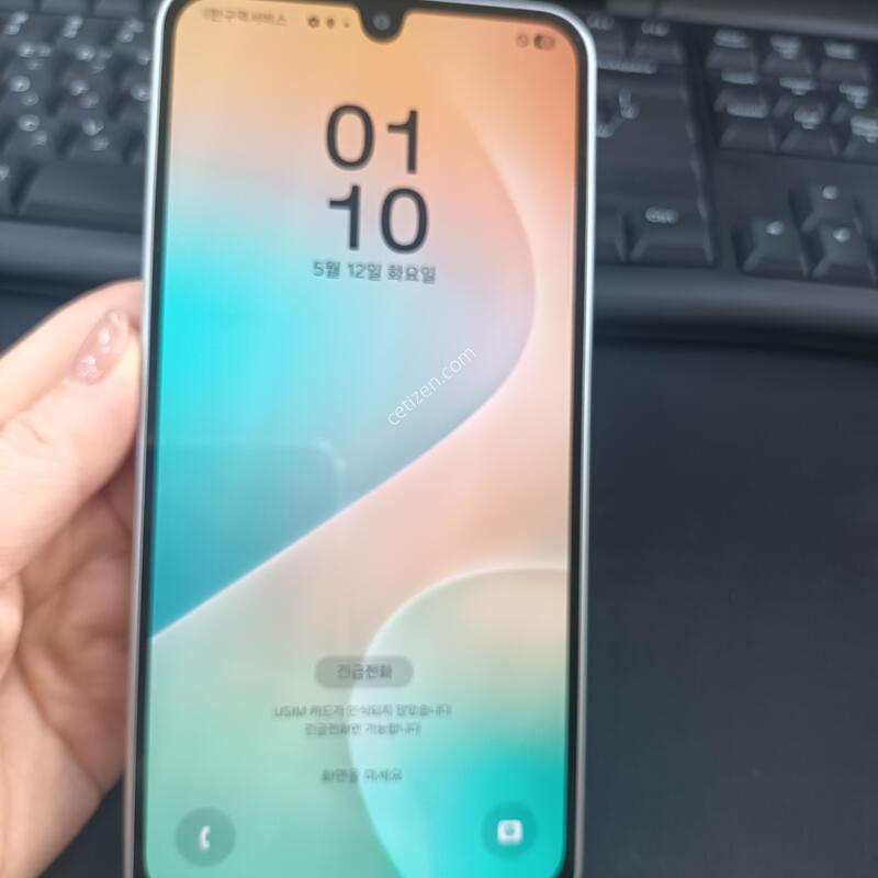 ����������4