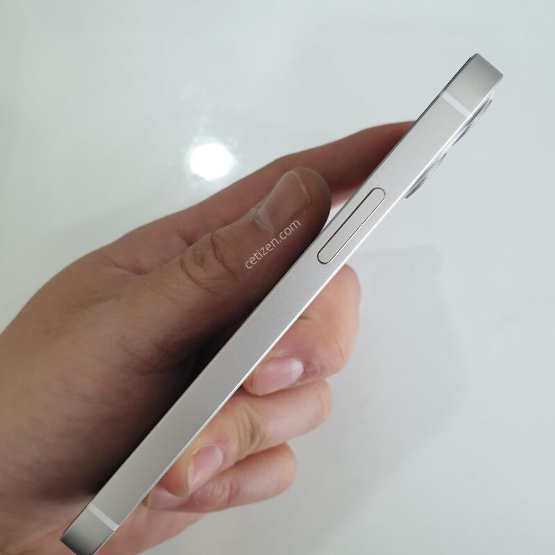 ������12�̴�64G ���ܻ� �߰��� �����