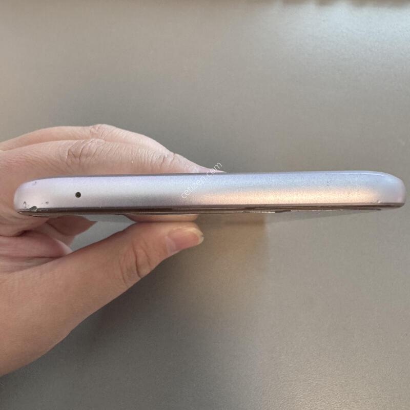 ������ A8