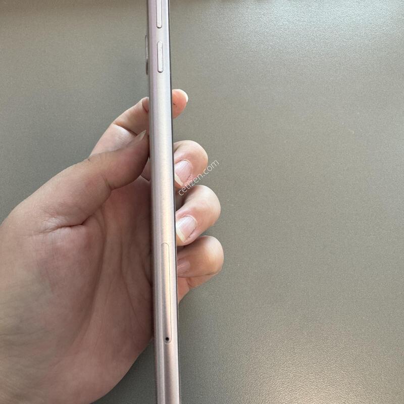 ������ A8