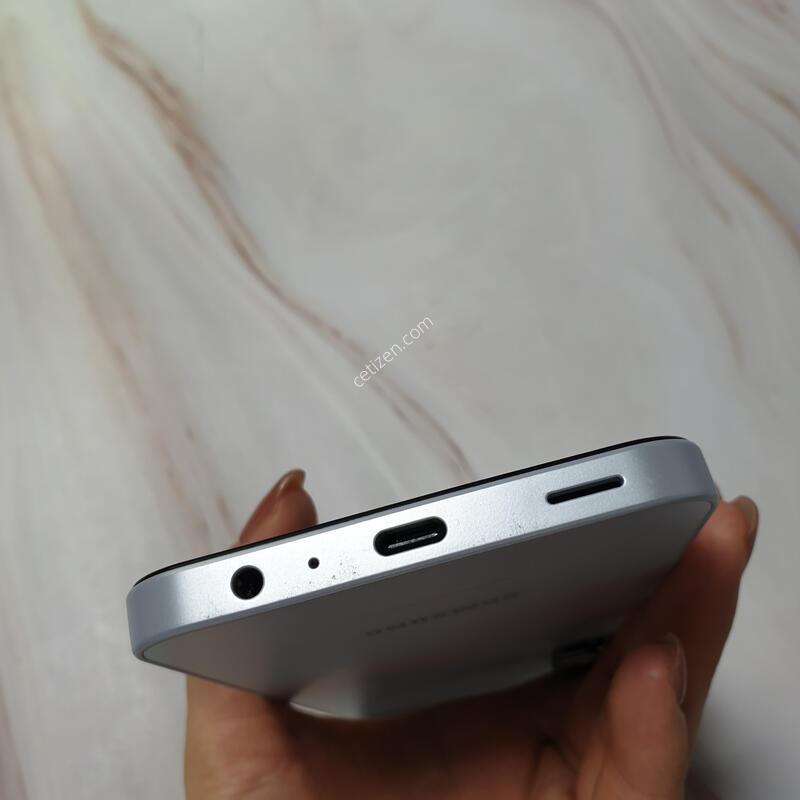 LG ������ ����3 ȭ��Ʈ 128G S�� �Ǹ��մϴ�