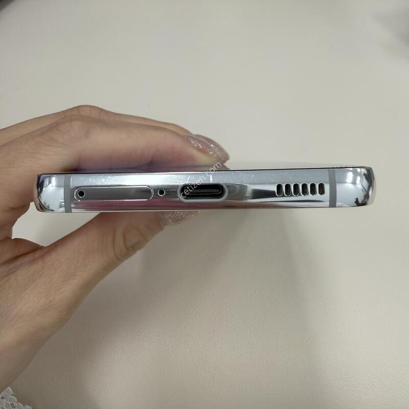 ������S22 256GB