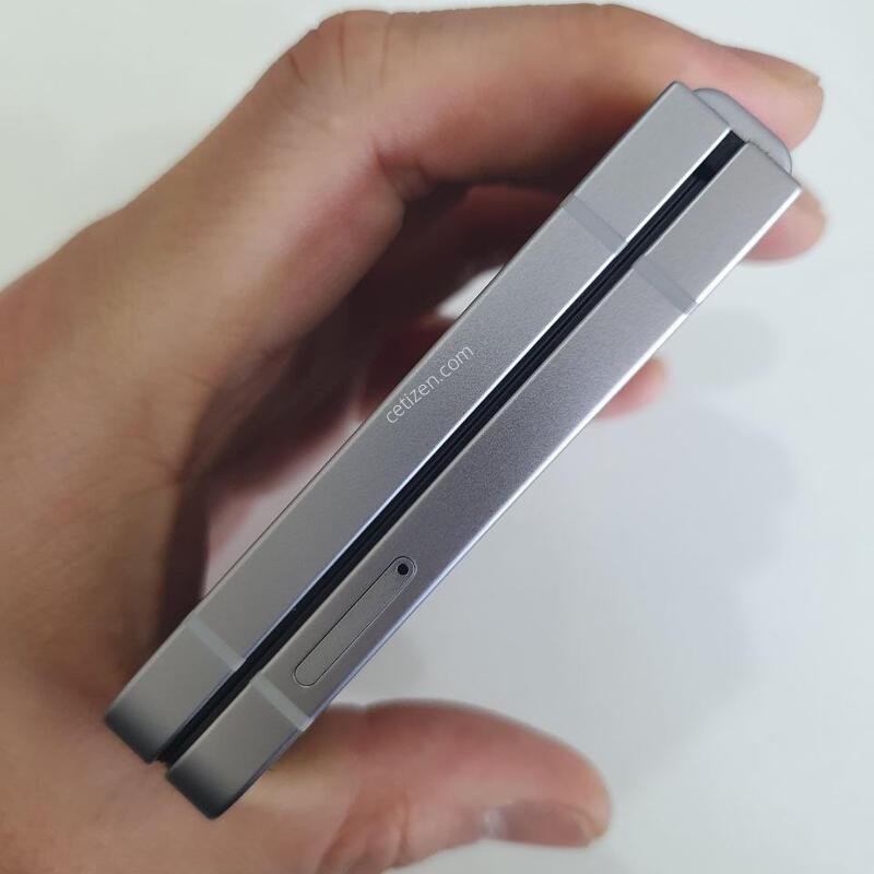 �������ø�6 256G ���ܻ� ������ �߰��� �����