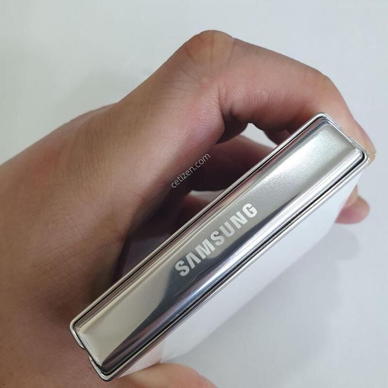 �������ø�5 256G ���ܻ� ���±� �߰��� �����