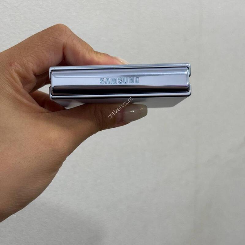 ���ܻ�)������Z�ø�4 ���� 256GB Y1815