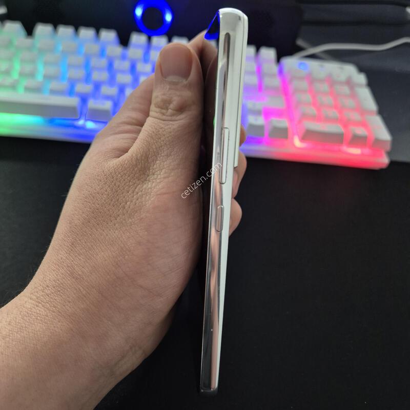 ������ S22 ȭ��Ʈ 256G