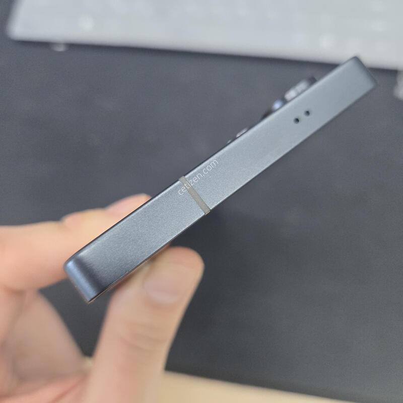 ����ǰ�� ������ S25��Ʈ�� ���� 512GB �ؿ��� �Ǹ��մϴ�