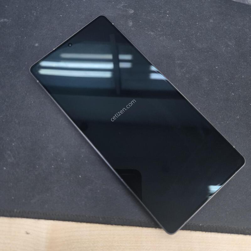 ����ǰ�� ������ S25��Ʈ�� ���� 512GB �ؿ��� �Ǹ��մϴ�